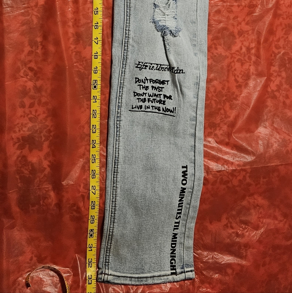 Rogue Printed Light Wash Skinny Jean 34 Waist - Picture 8 of 12